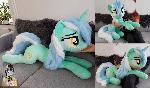 Lifesize Lyra plushie