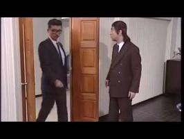 Hilarious Japanese Door Prank (Skit)