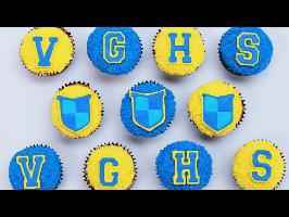VIDEO GAME HIGH SCHOOL CUPCAKES - NERDY NUMMIES